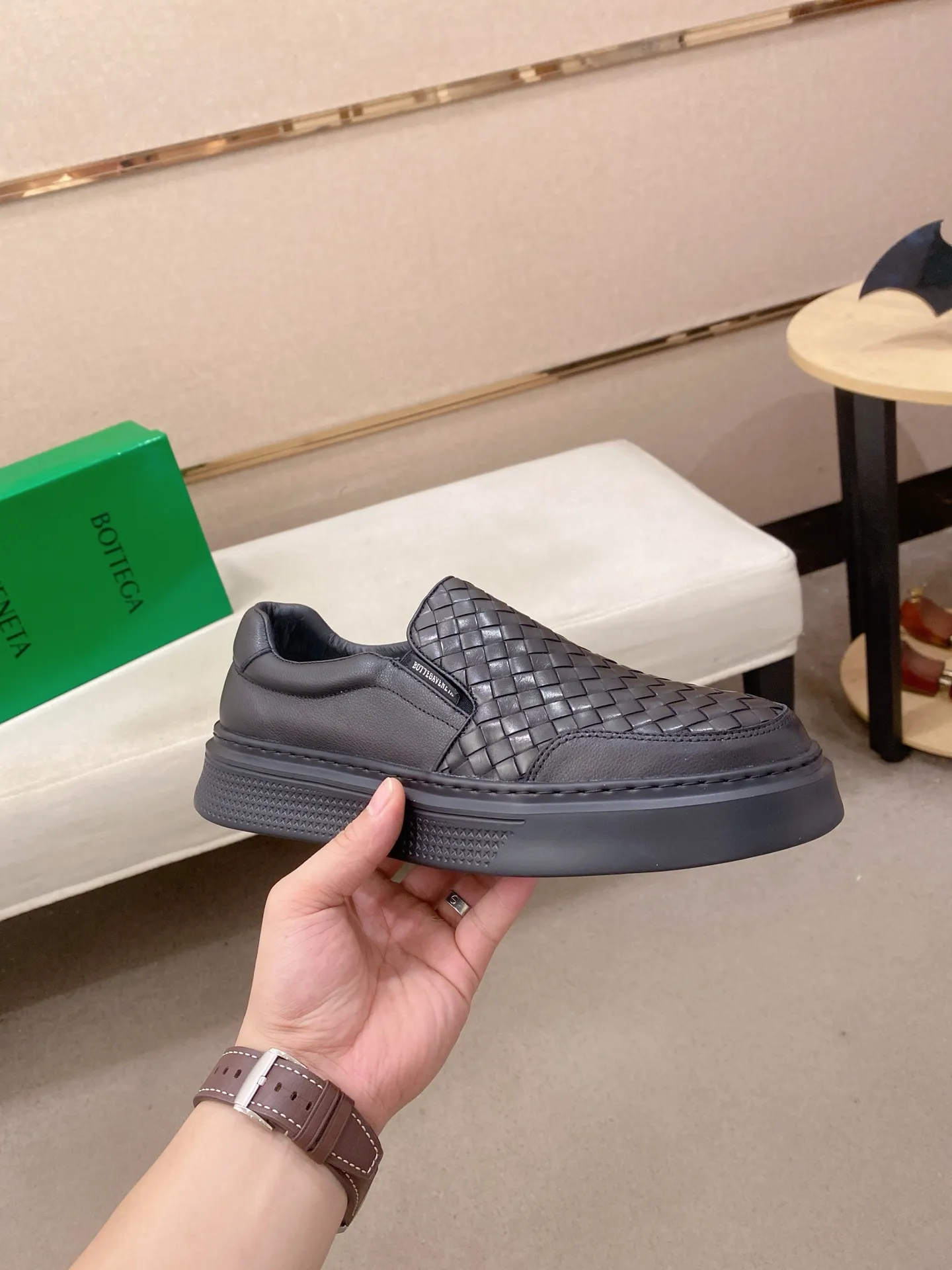 Men's shoes💰 500💰 【BV】The latest hot style‼ ️Casual men's shoes, uppers imported first-layer cowhide. Fully imported first-layer leather lining✔️Exquisite workmanship, excellent foot feel, special rubber sole✔️, cool and fashionable, the latest fashion, fashionable outsole, hurry up. Code number: 38-44